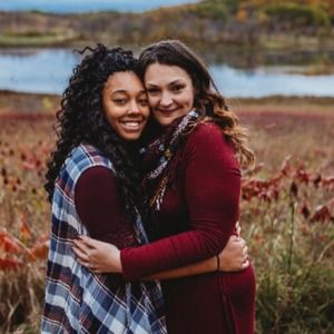 Meet your Posher, Ariana